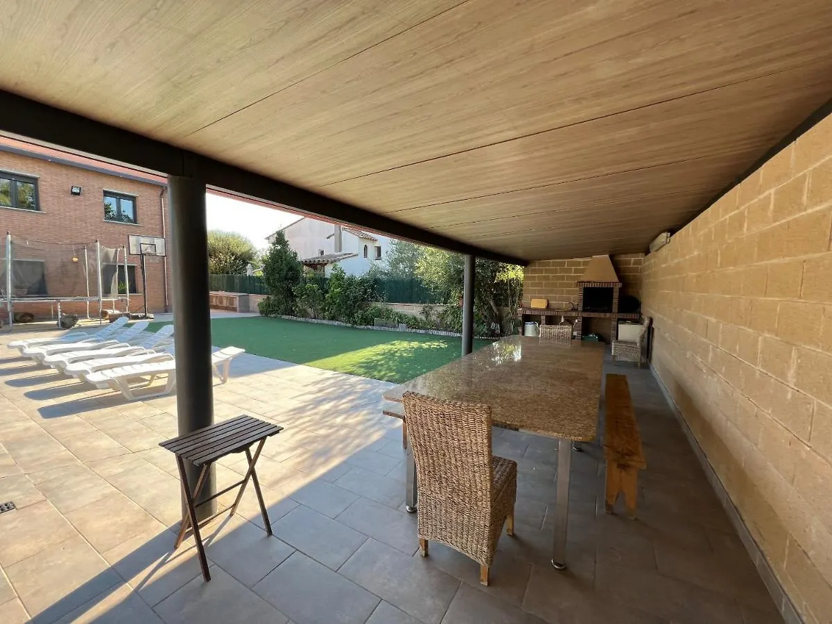 Holiday home Mp - Dos En Uno Villa Torroella De Montgri Spain